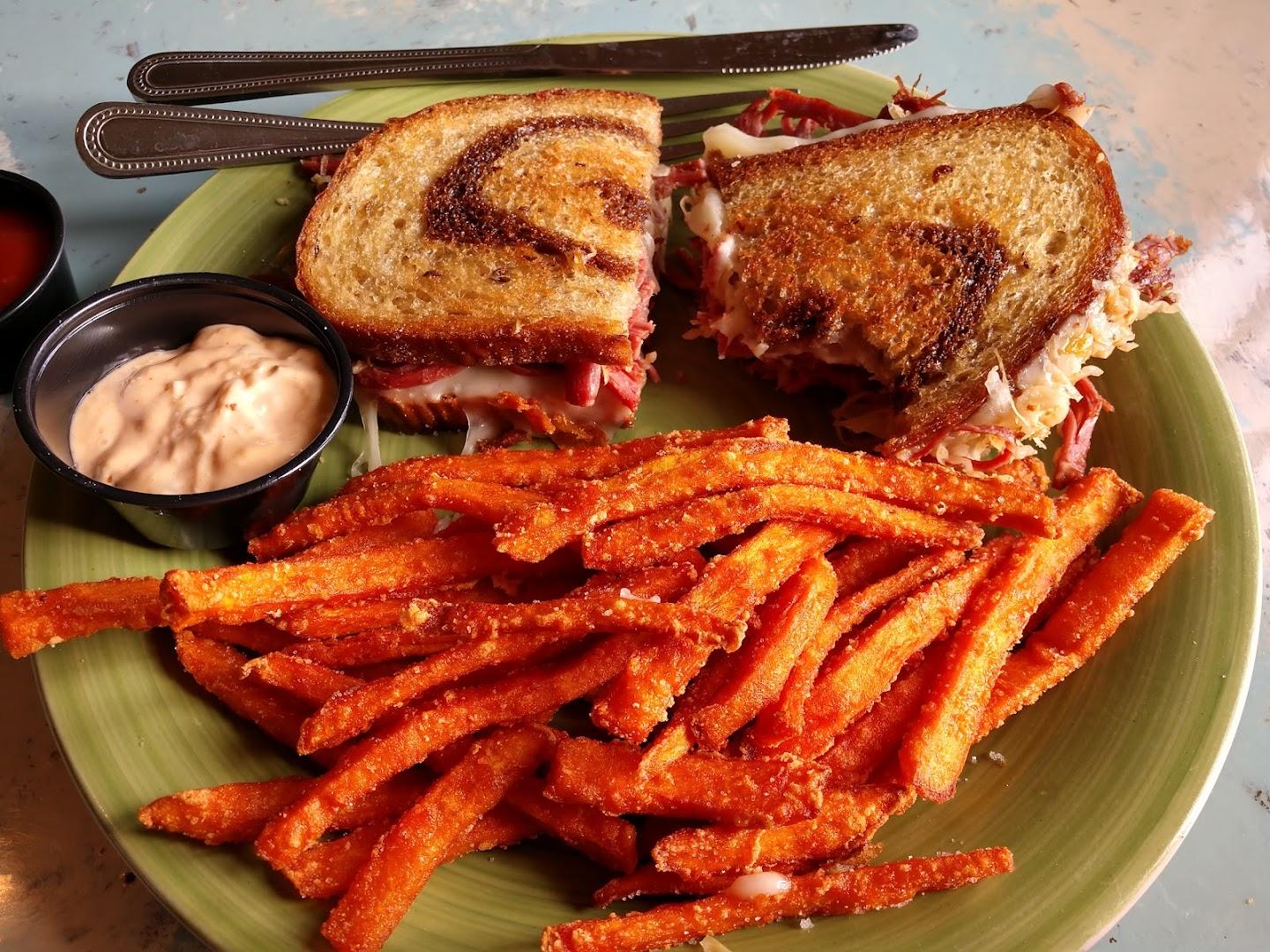Aunt Gin's Restaurant